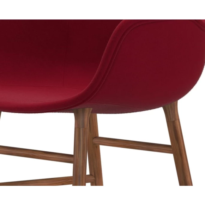 Normann Copenhagen Normann Form Walnut Lehnstuhl Textil-gepolstert Fame - H 80 X B 56 X T 52 Cm - Red 64089 – Bild 3