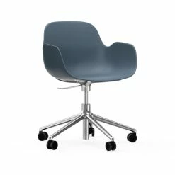 Normann Copenhagen Form Armchair Swivel Bürostuhl Mit Rollen - Höhe 86 Cm X Ø 72,5 Cm - Sitzhöhe 37-50 Cm - Blue