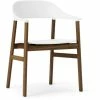 Normann Copenhagen Herit Lehnstuhl Mit Armlehnen - H 81,5 X B 60 X T 51 Cm - White / Eiche Gebeizt